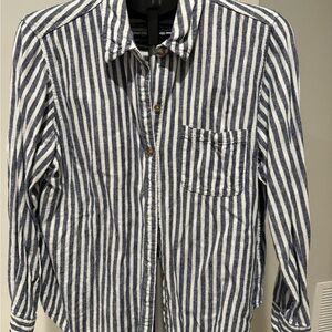Universal Thread Blue and White Striped Button Down Shirt